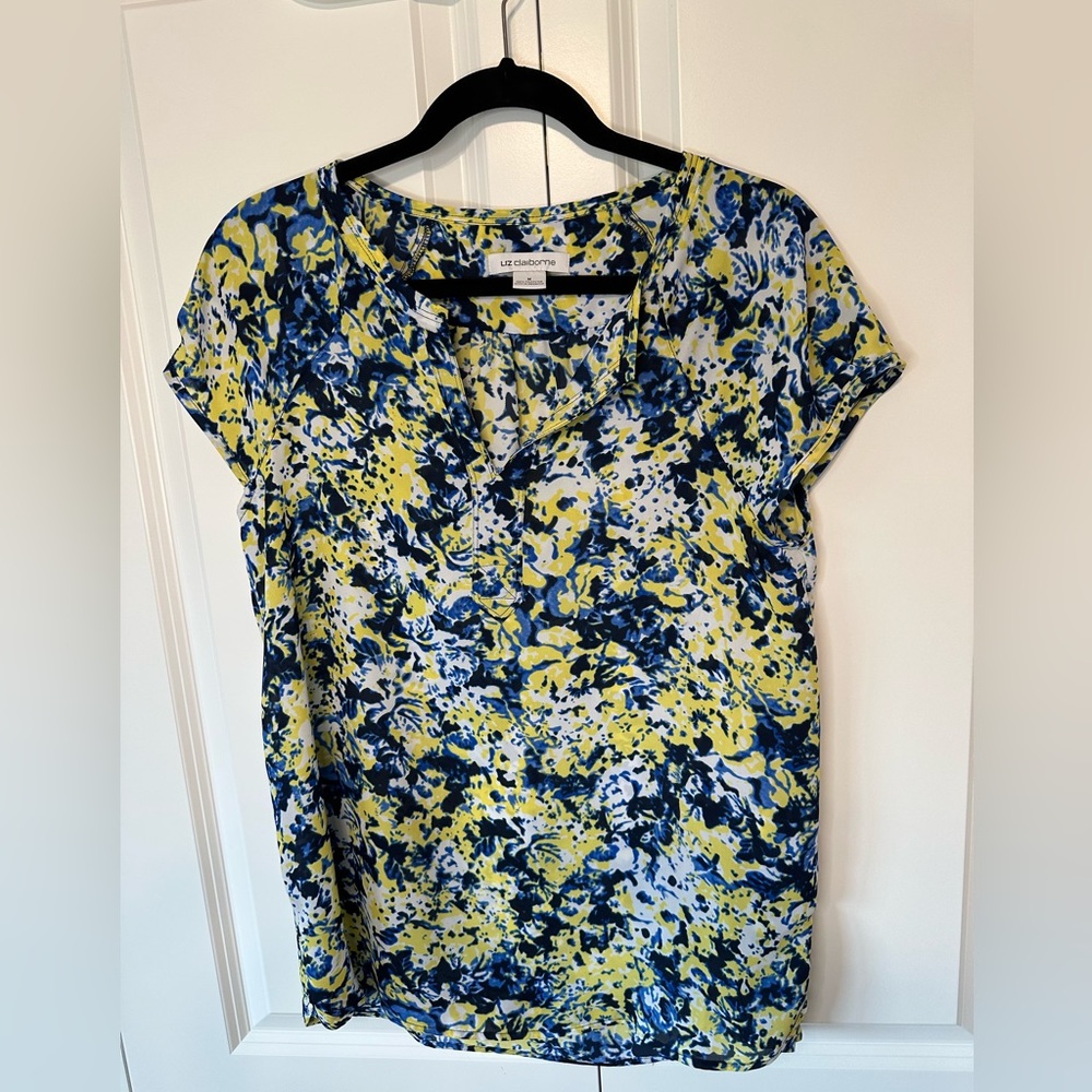 Liz Claiborne Business Casual Blue and Yellow Graphic Cap Sleeve Blouse